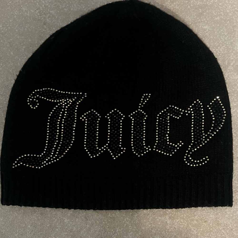 Juicy Couture black crystal logo hat